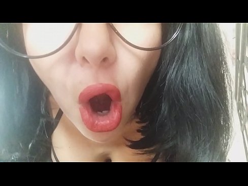❤️ Honey, uwar uwarki bazata bari ki tafi makaranta ba yau... Ina bukatarki da yawa... Batsa vk ﹏